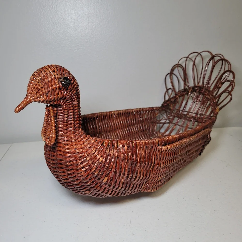 Turkey Roll Bread Basket Vintage Wicker Thanksgiving Brown Handwoven 15 Inch